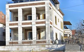 El Nazar Stone Suite